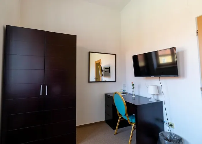 Hotell Prachen 3*